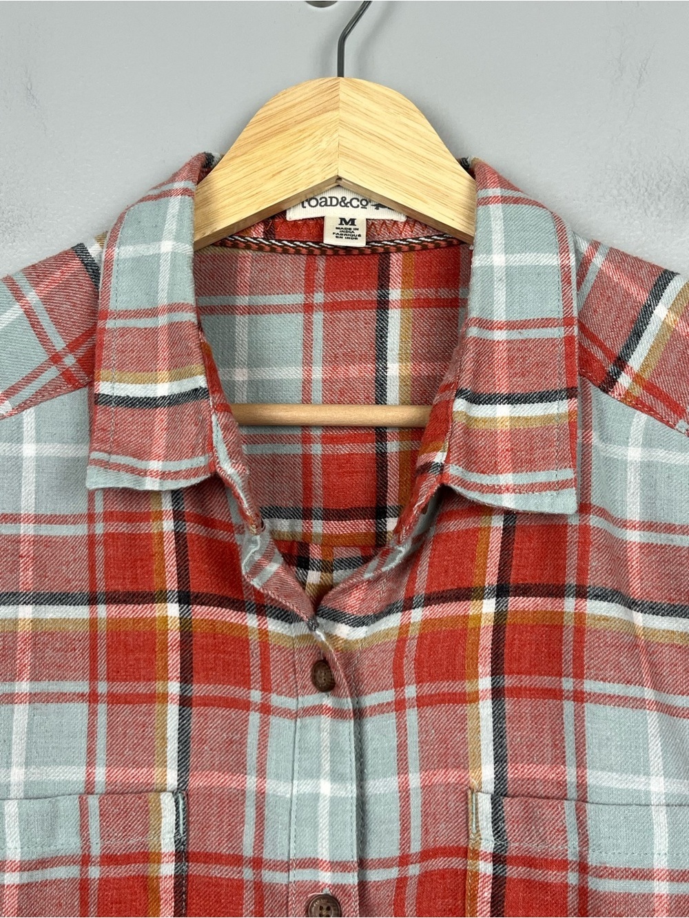 Toad & Co Women’s Cairn Plaid Long Sleeve Tunic Style Shirt, Medium. View 3